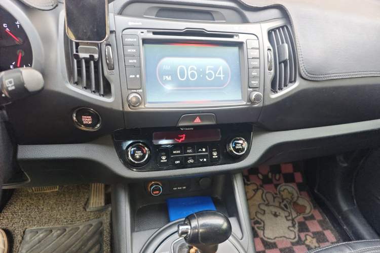 Used Kia Sportage R 2012 2.0L Automatic Two-Wheel Drive NAVI Audio And AC Panel