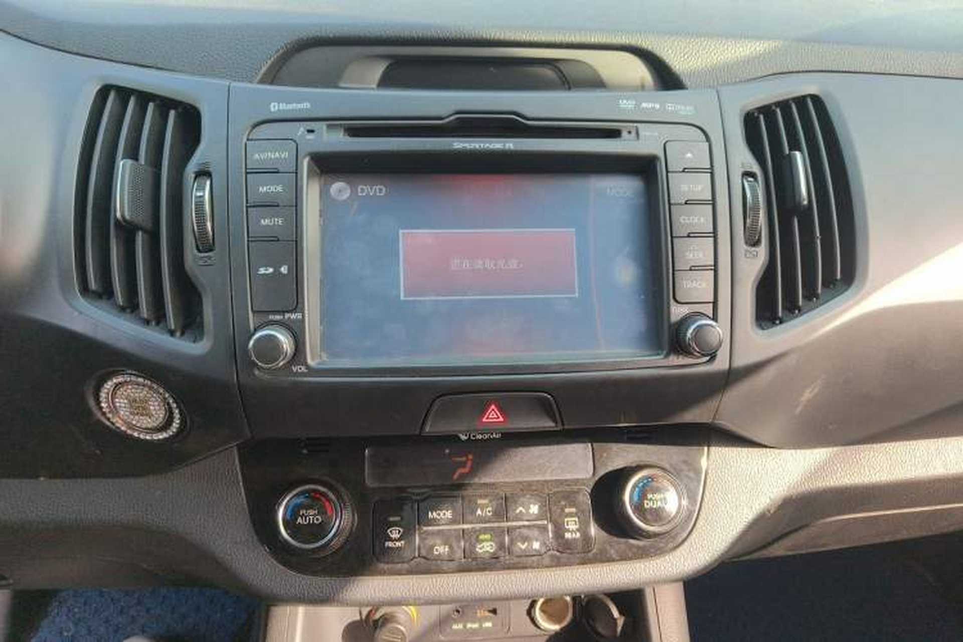 Used Kia Sportage R 2012 2.0L Automatic Two-Wheel Drive NAVI Audio And AC Panel
