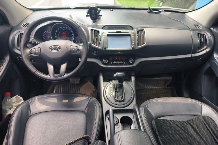 Used Kia Sportage R 2012 2.0L Automatic Two-Wheel Drive NAVI Center Console