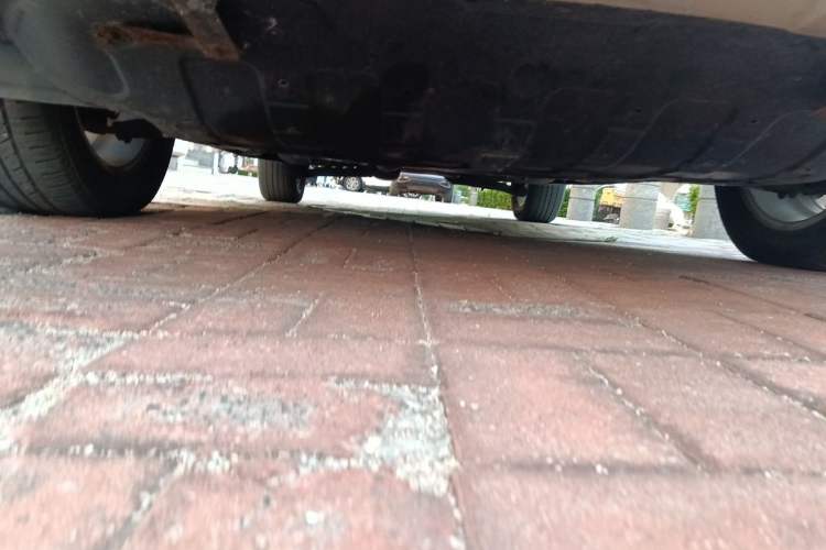 Used Kia Sportage R 2012 2.0L Automatic Two-Wheel Drive GLS Chassis Front
