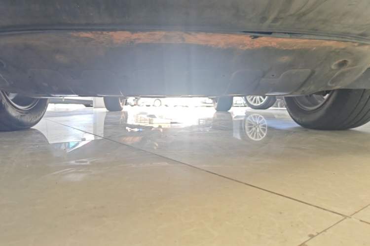 Used Kia Sportage R 2012 2.0L Automatic Two-Wheel Drive GLS Chassis Front