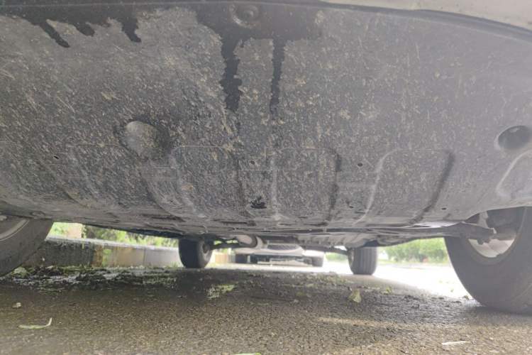 Used Kia Sportage R 2012 2.0L Manual Two-Wheel Drive GL Trim Chassis Front