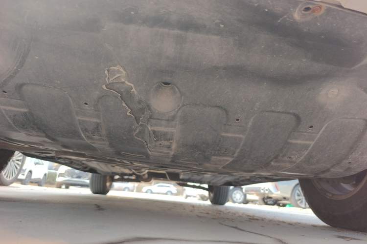 Used Kia Sportage R 2012 2.0L Manual Two-Wheel Drive GL Trim Chassis Front