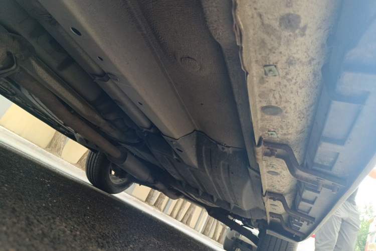 Used Kia Sportage R 2012 2.0L Automatic Two-Wheel Drive GLS Chassis Front Left