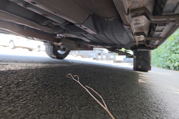 Used Kia Sportage R 2012 2.0L Automatic Two-Wheel Drive GLS Chassis Front Left