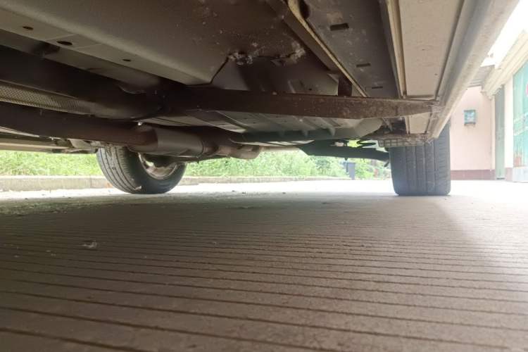 Used Kia Sportage R 2012 2.0L Automatic Two-Wheel Drive GL Trim Chassis Front Left