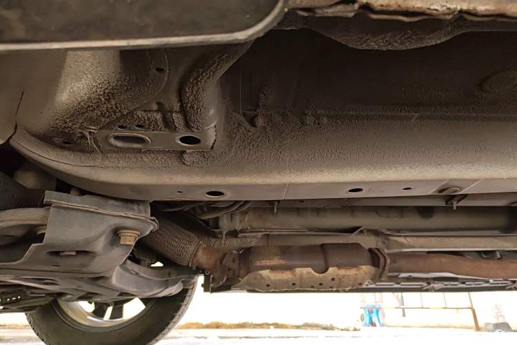 Used Kia Sportage R 2012 2.0L Automatic Two-Wheel Drive GL Trim Chassis Front Left