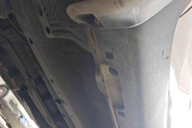 Used Kia Sportage R 2012 2.0L Manual Two-Wheel Drive GLS Chassis Front Left