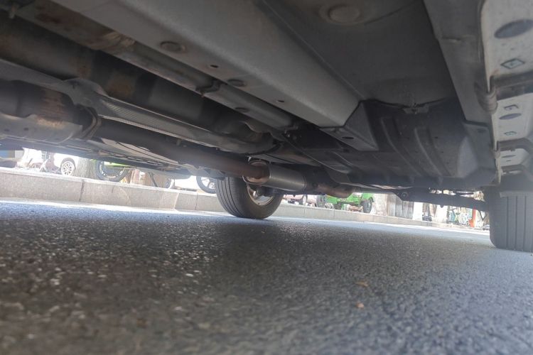 Used Kia Sportage R 2012 2.0L Automatic Two-Wheel Drive GLS Chassis Front Left