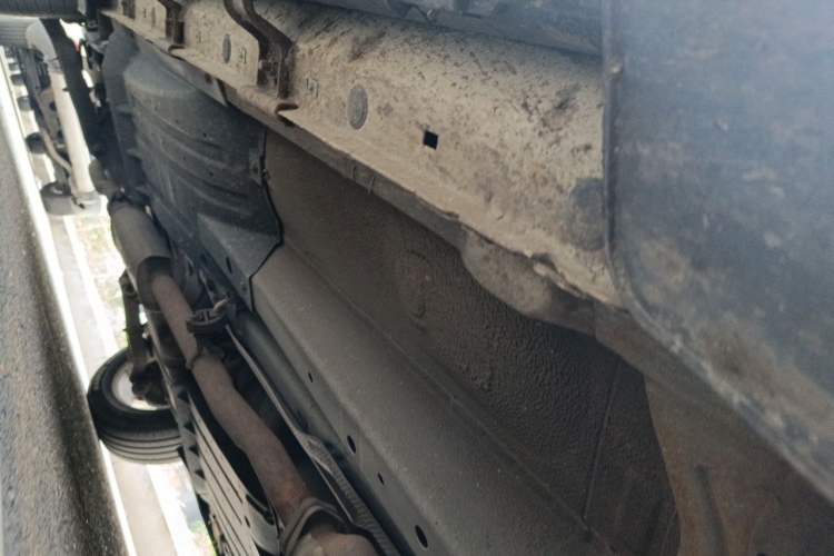 Used Kia Sportage R 2012 2.0L Automatic Two-Wheel Drive GLS Chassis Front Right