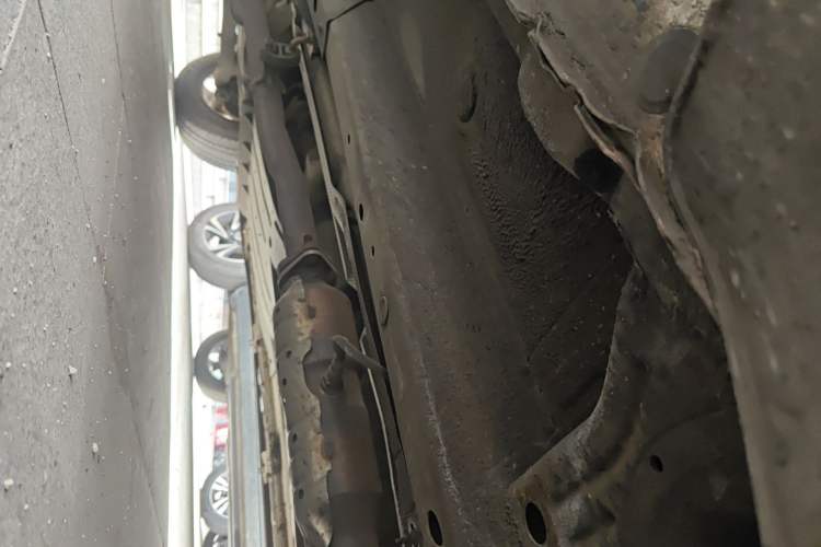 Used Kia Sportage R 2012 2.0L Automatic Two-Wheel Drive GLS Chassis Front Right