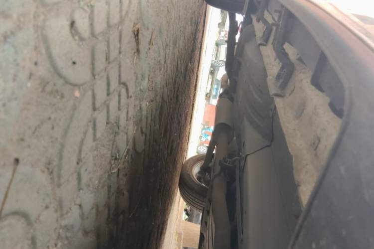 Used Kia Sportage R 2012 2.0L Automatic Two-Wheel Drive GLS Chassis Front Right