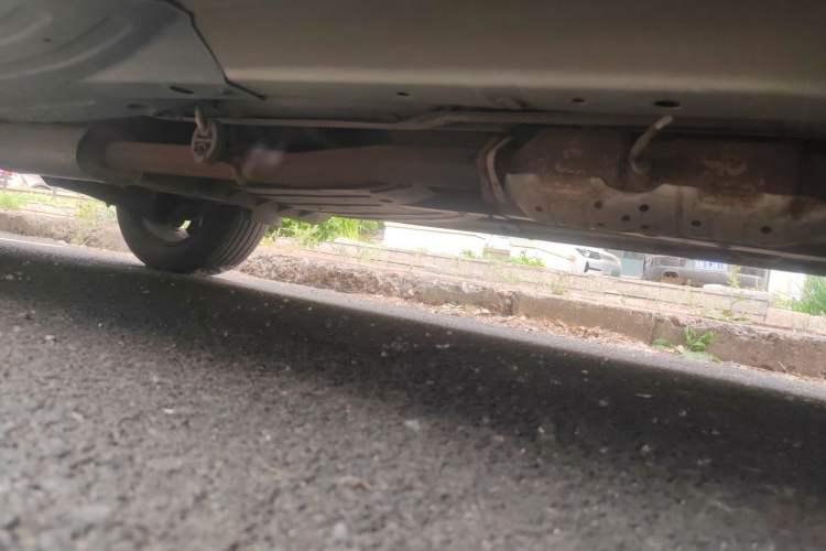 Used Kia Sportage R 2012 2.0L Automatic Two-Wheel Drive NAVI Chassis Front Right