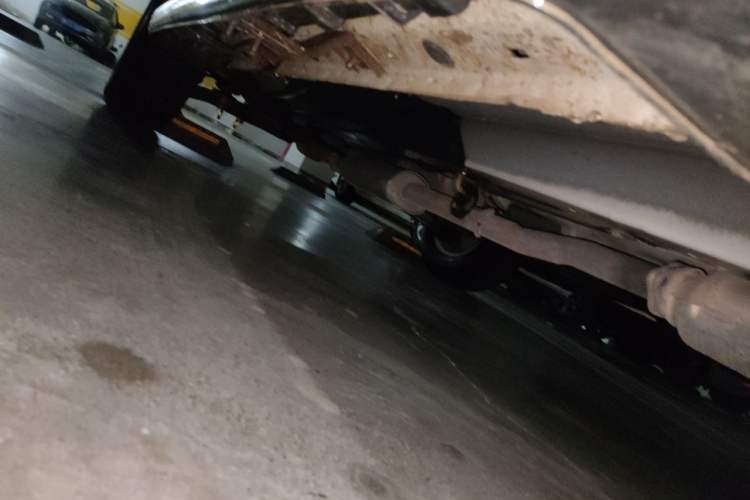 Used Kia Sportage R 2012 2.0L Automatic Two-Wheel Drive GL Trim Chassis Front Right