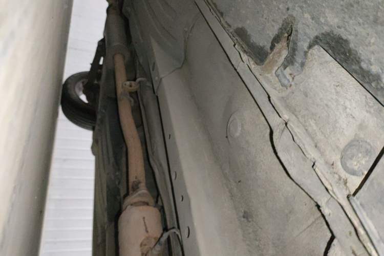 Used Kia Sportage R 2012 2.0L Automatic Two-Wheel Drive GLS Chassis Front Right