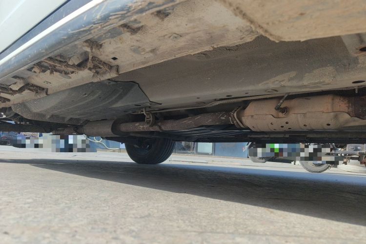 Used Kia Sportage R 2012 2.0L Automatic Two-Wheel Drive NAVI Chassis Front Right