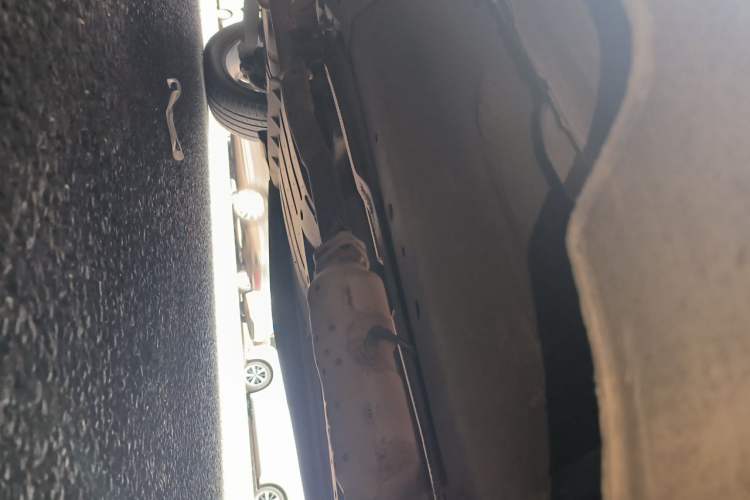 Used Kia Sportage R 2012 2.0L Automatic Two-Wheel Drive NAVI Chassis Front Right