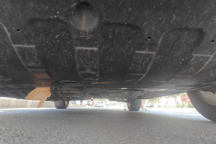 Used Kia Sportage R 2012 2.0L Automatic Two-Wheel Drive GLS Chassis Front