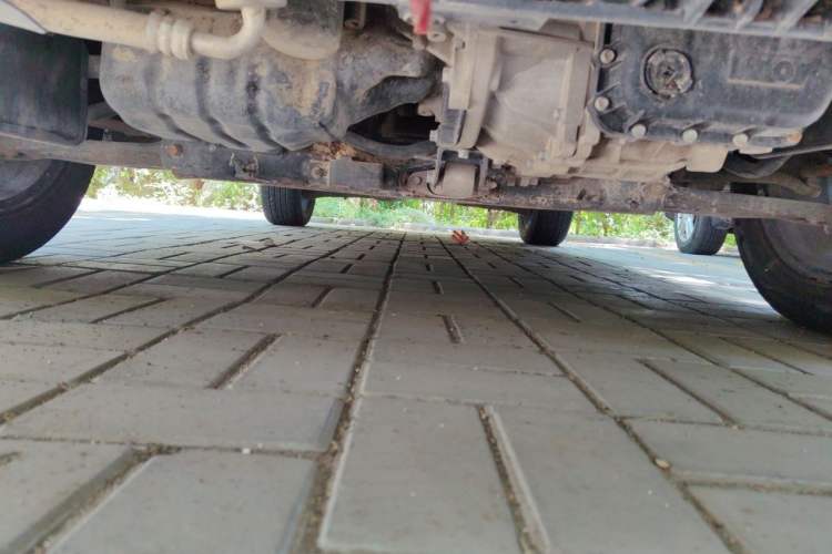 Used Kia Sportage R 2012 2.0L Automatic Two-Wheel Drive GLS Chassis Front