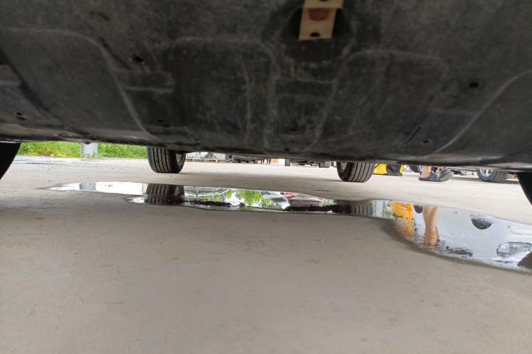Used Kia Sportage R 2012 2.0L Automatic Two-Wheel Drive GLS Chassis Front