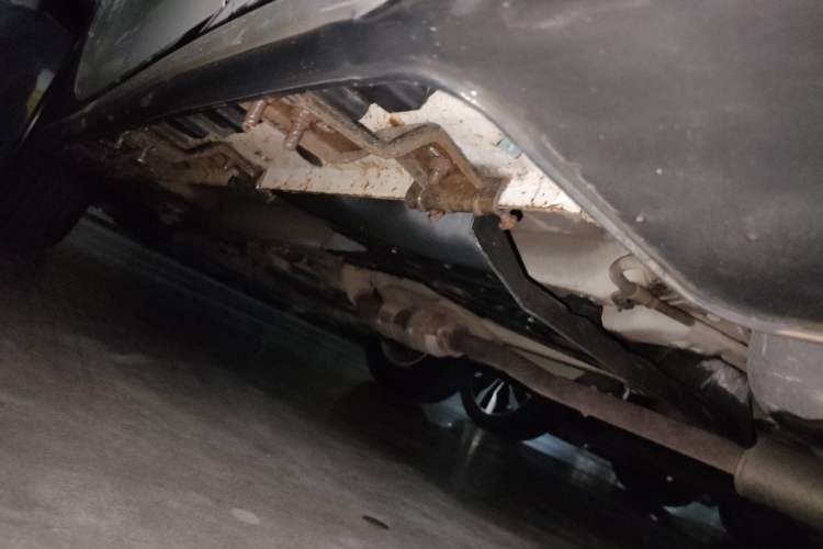Used Kia Sportage R 2012 2.0L Automatic Two-Wheel Drive GL Trim Chassis Rear Left
