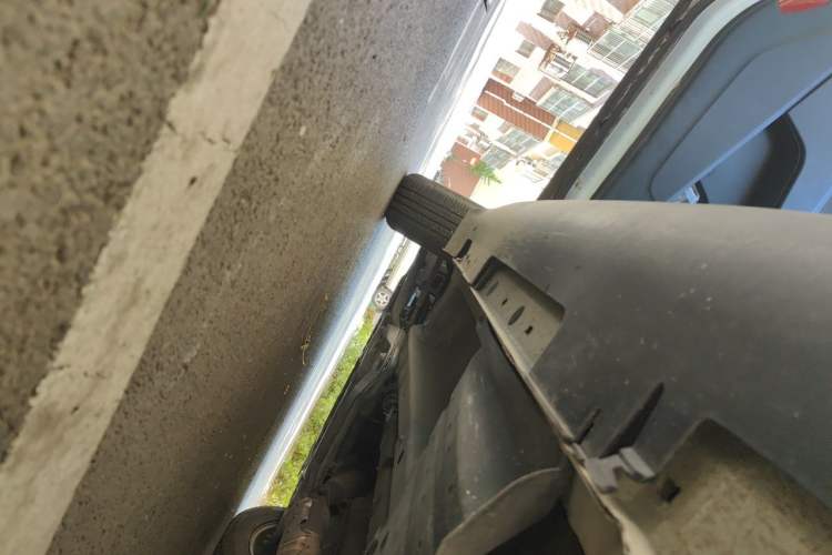 Used Kia Sportage R 2012 2.0L Automatic Two-Wheel Drive GL Trim Chassis Rear Left