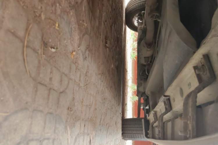 Used Kia Sportage R 2012 2.0L Automatic Two-Wheel Drive GLS Chassis Rear Right