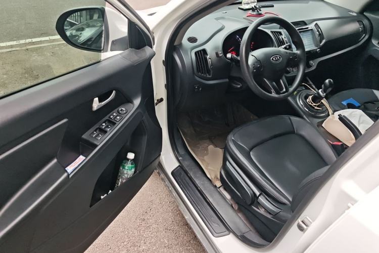Used Kia Sportage R 2012 2.0L Manual Two-Wheel Drive GL Trim Driver Seat