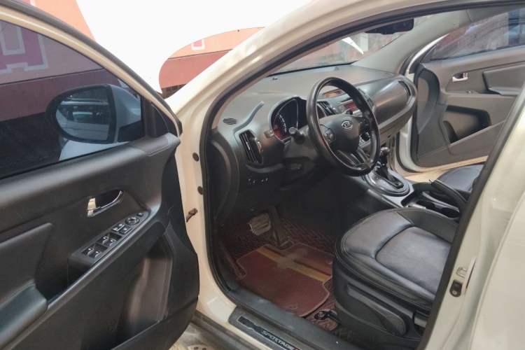Used Kia Sportage R 2012 2.0L Automatic Two-Wheel Drive GLS Driver Seat