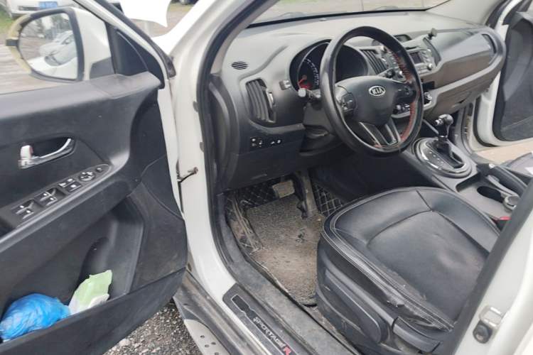 Used Kia Sportage R 2012 2.0L Automatic Two-Wheel Drive GLS Driver Seat