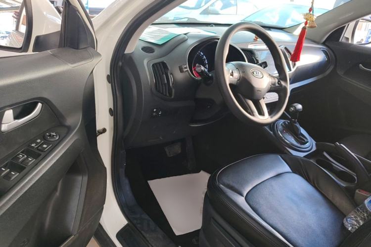 Used Kia Sportage R 2012 2.0L Automatic Two-Wheel Drive GL Trim Driver Seat