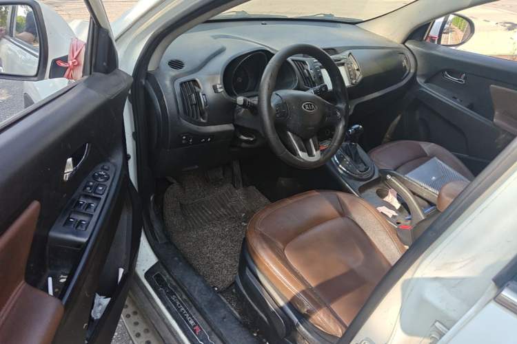 Used Kia Sportage R 2012 2.0L Automatic Two-Wheel Drive GLS Driver Seat
