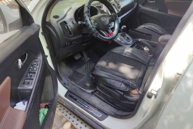 Used Kia Sportage R 2012 2.0L Automatic Two-Wheel Drive GLS Driver Seat