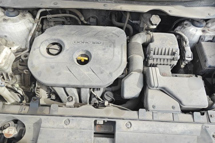 Used Kia Sportage R 2012 2.0L Automatic Two-Wheel Drive GLS Engine Bay