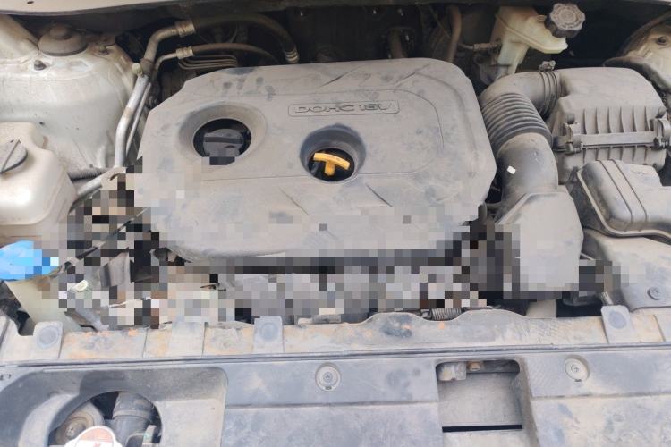 Used Kia Sportage R 2012 2.0L Automatic Two-Wheel Drive GLS Engine Bay