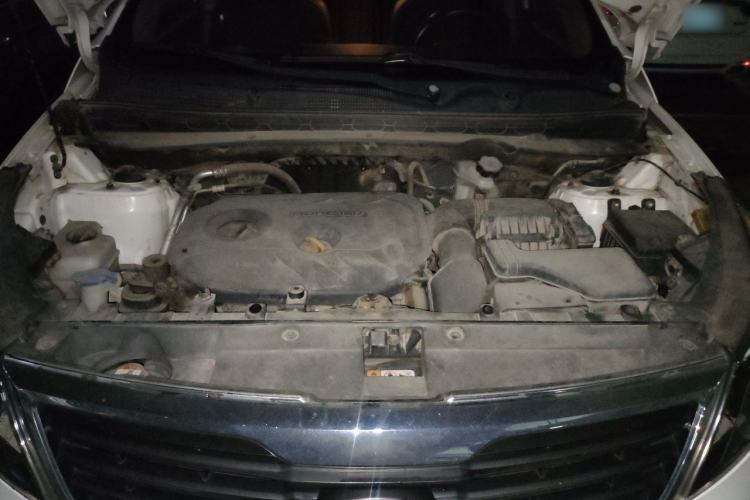 Used Kia Sportage R 2012 2.0L Automatic Two-Wheel Drive GL Trim Engine Bay