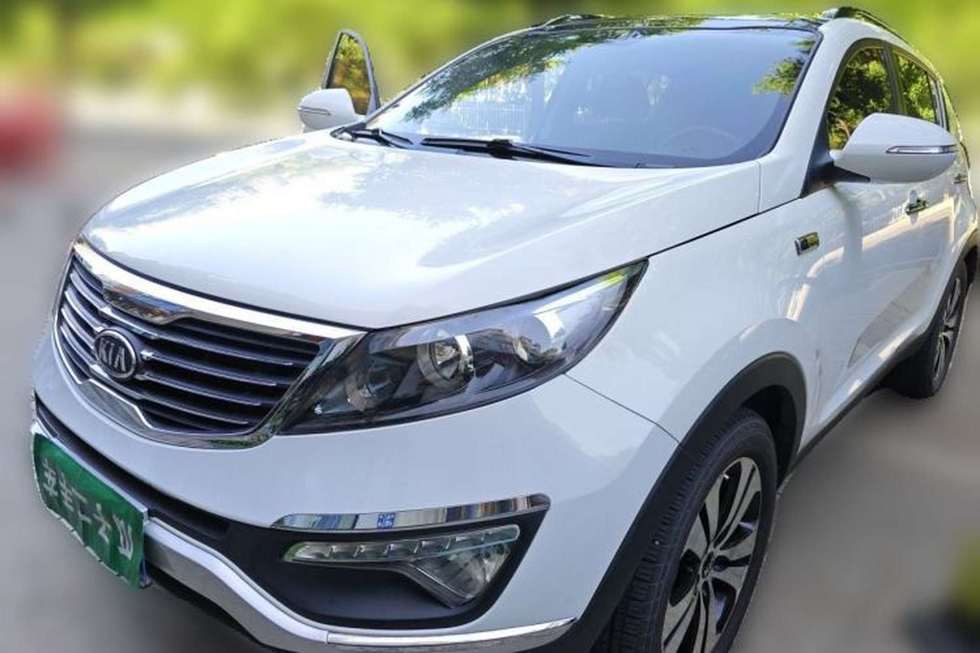 Used Kia Sportage R 2012 2.0L Automatic Two-Wheel Drive NAVI Front Left 45 Deg
