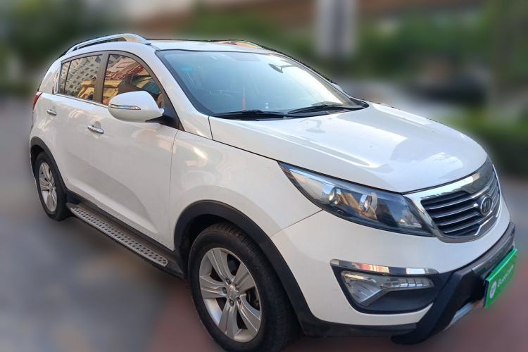 Used Kia Sportage R 2012 2.0L Automatic Two-Wheel Drive GLS Front Right 45 Deg