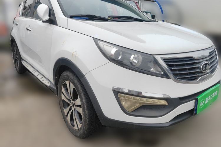Used Kia Sportage R 2012 2.0L Automatic Two-Wheel Drive NAVI Front Right 45 Deg