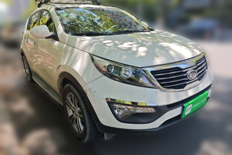 Used Kia Sportage R 2012 2.0L Automatic Two-Wheel Drive GLS Front Right 45 Deg