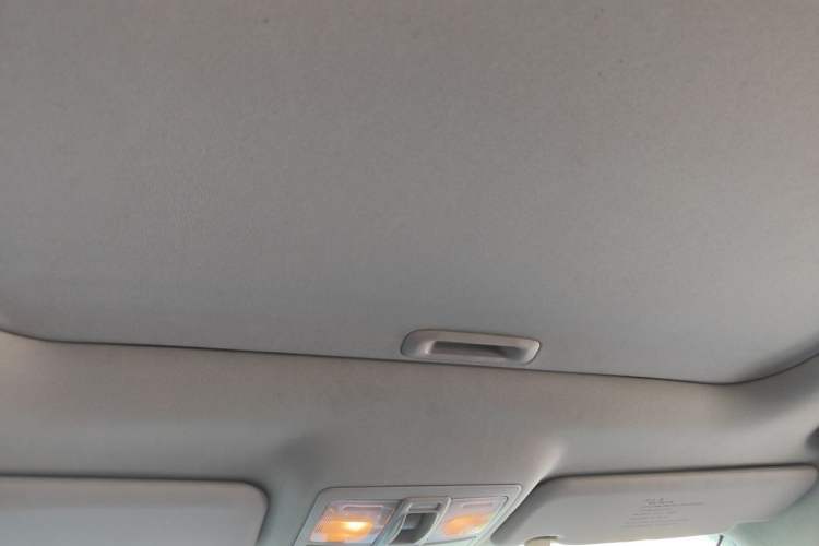 Used Kia Sportage R 2012 2.0L Automatic Two-Wheel Drive GLS Headliner