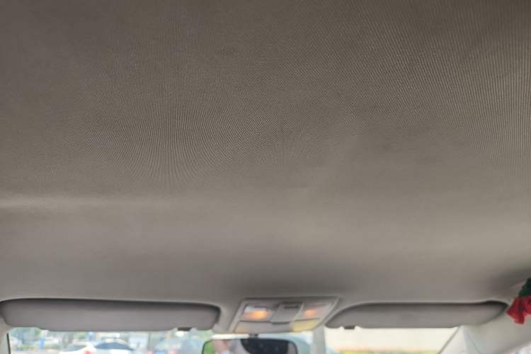 Used Kia Sportage R 2012 2.0L Manual Two-Wheel Drive GL Trim Headliner