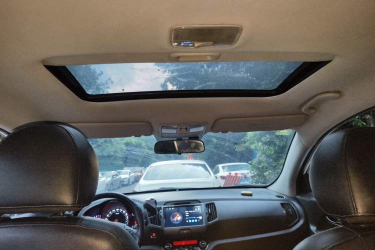 Used Kia Sportage R 2012 2.0L Automatic Two-Wheel Drive GLS Headliner