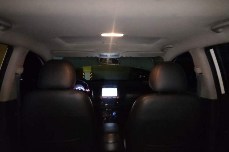 Used Kia Sportage R 2012 2.0L Automatic Two-Wheel Drive GL Trim Headliner