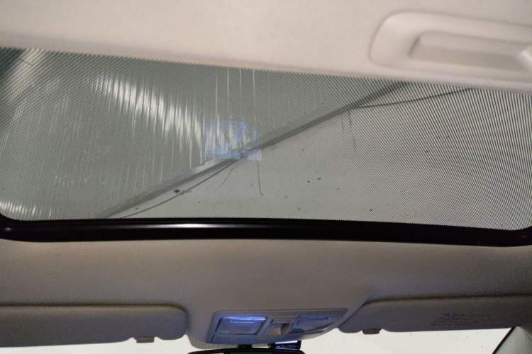 Used Kia Sportage R 2012 2.0L Automatic Two-Wheel Drive GLS Headliner