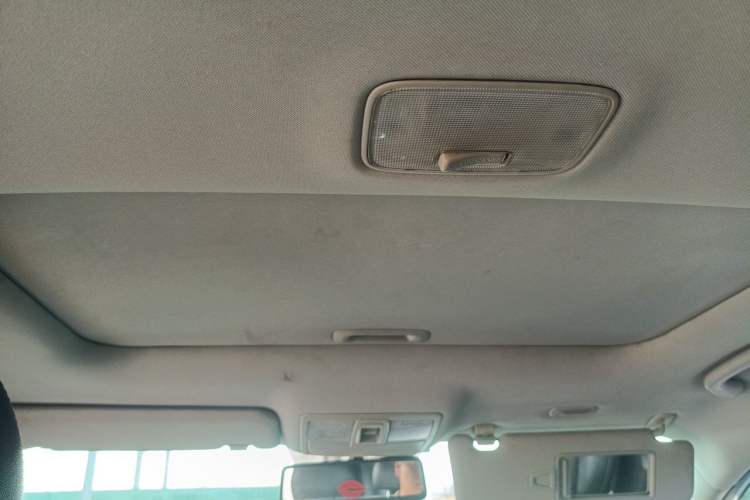Used Kia Sportage R 2012 2.0L Automatic Two-Wheel Drive GLS Headliner