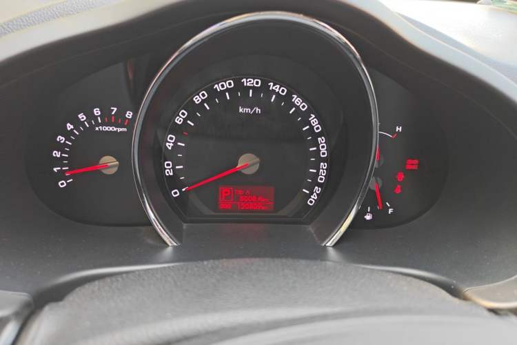 Used Kia Sportage R 2012 2.0L Automatic Two-Wheel Drive GLS Instrument Cluster