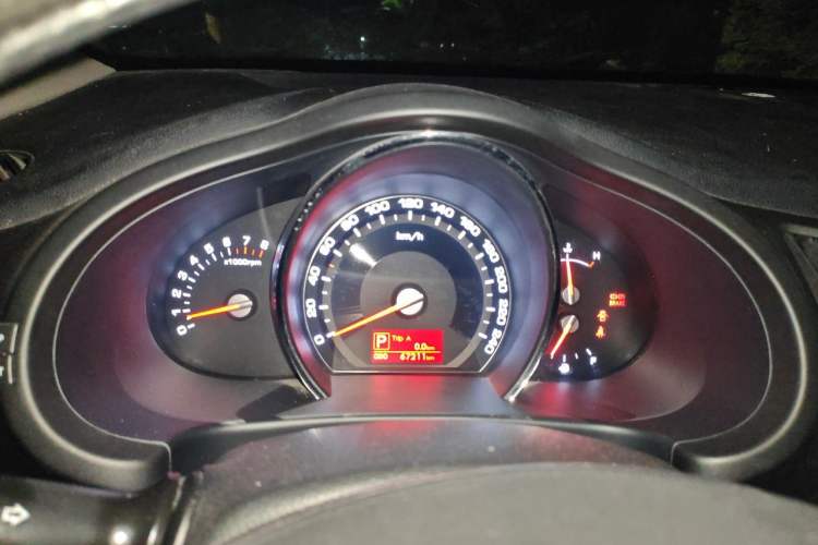 Used Kia Sportage R 2012 2.0L Automatic Two-Wheel Drive GLS Instrument Cluster