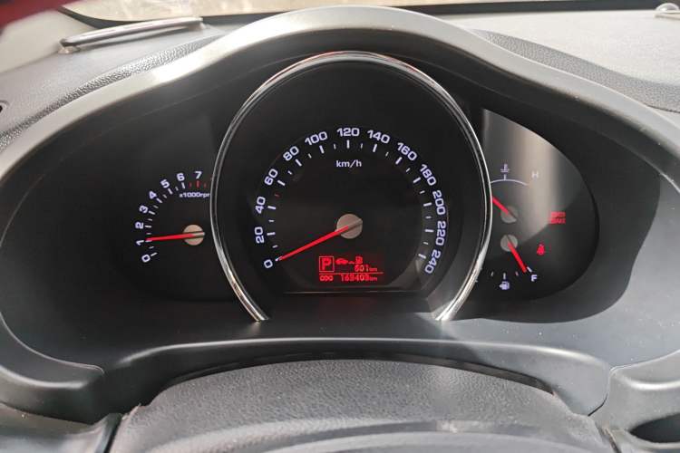 Used Kia Sportage R 2012 2.0L Automatic Two-Wheel Drive GLS Instrument Cluster
