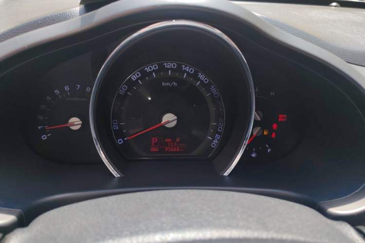 Used Kia Sportage R 2012 2.0L Automatic Two-Wheel Drive GLS Instrument Cluster